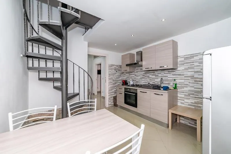 Bloom House Apartment Catania