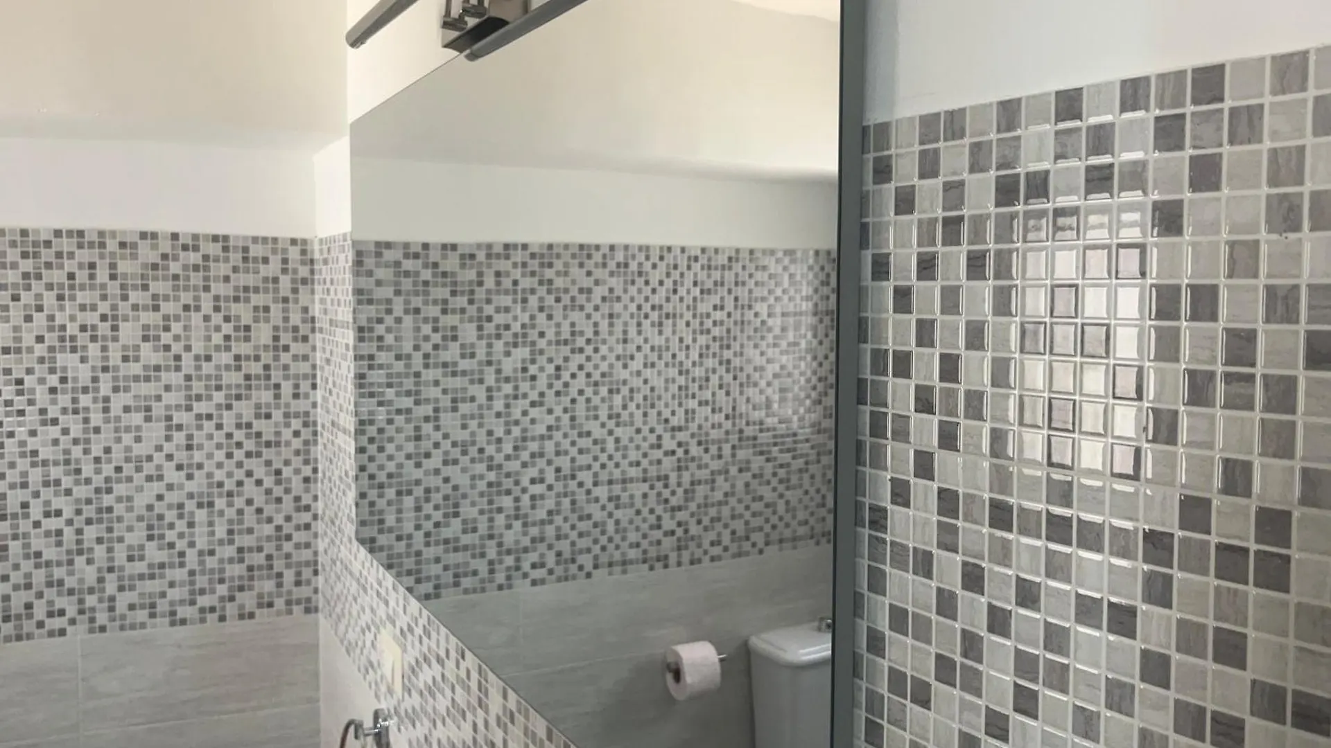Bloom House Apartamento Catânia